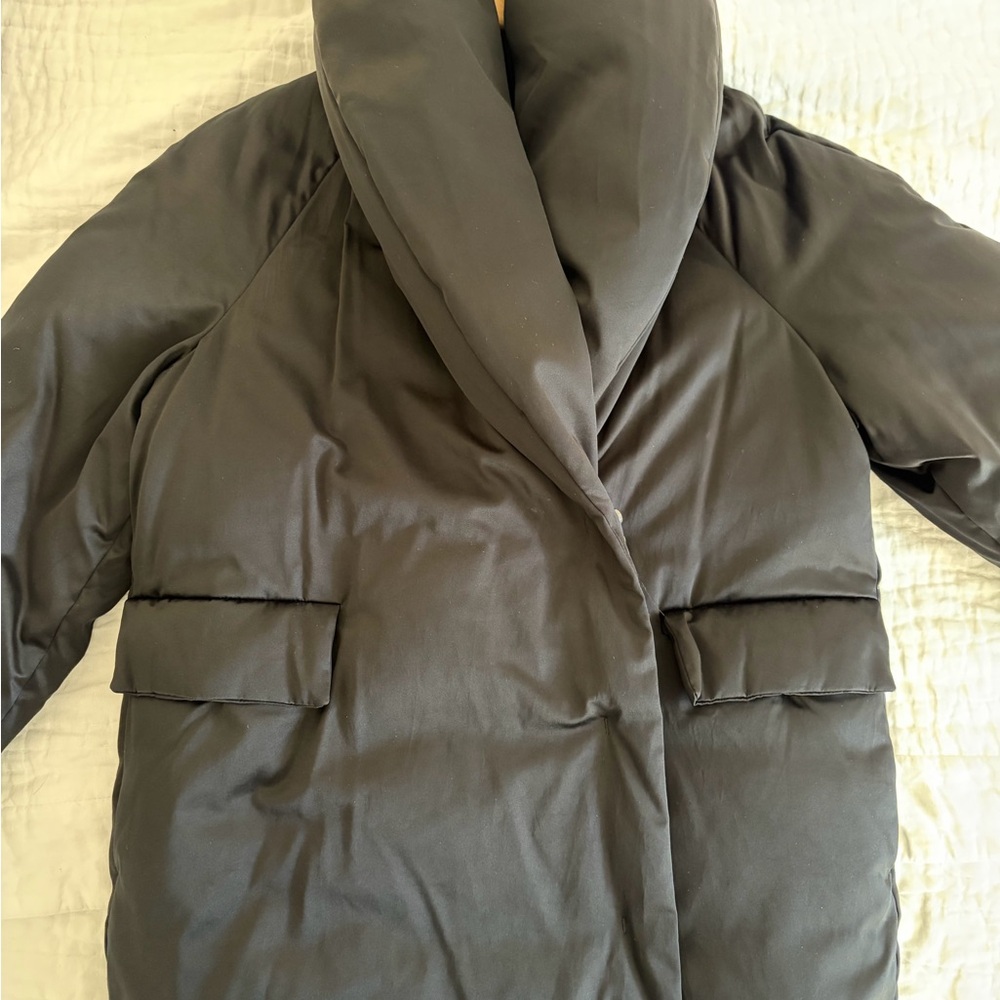 Banana Republic Black Puffer Jacket